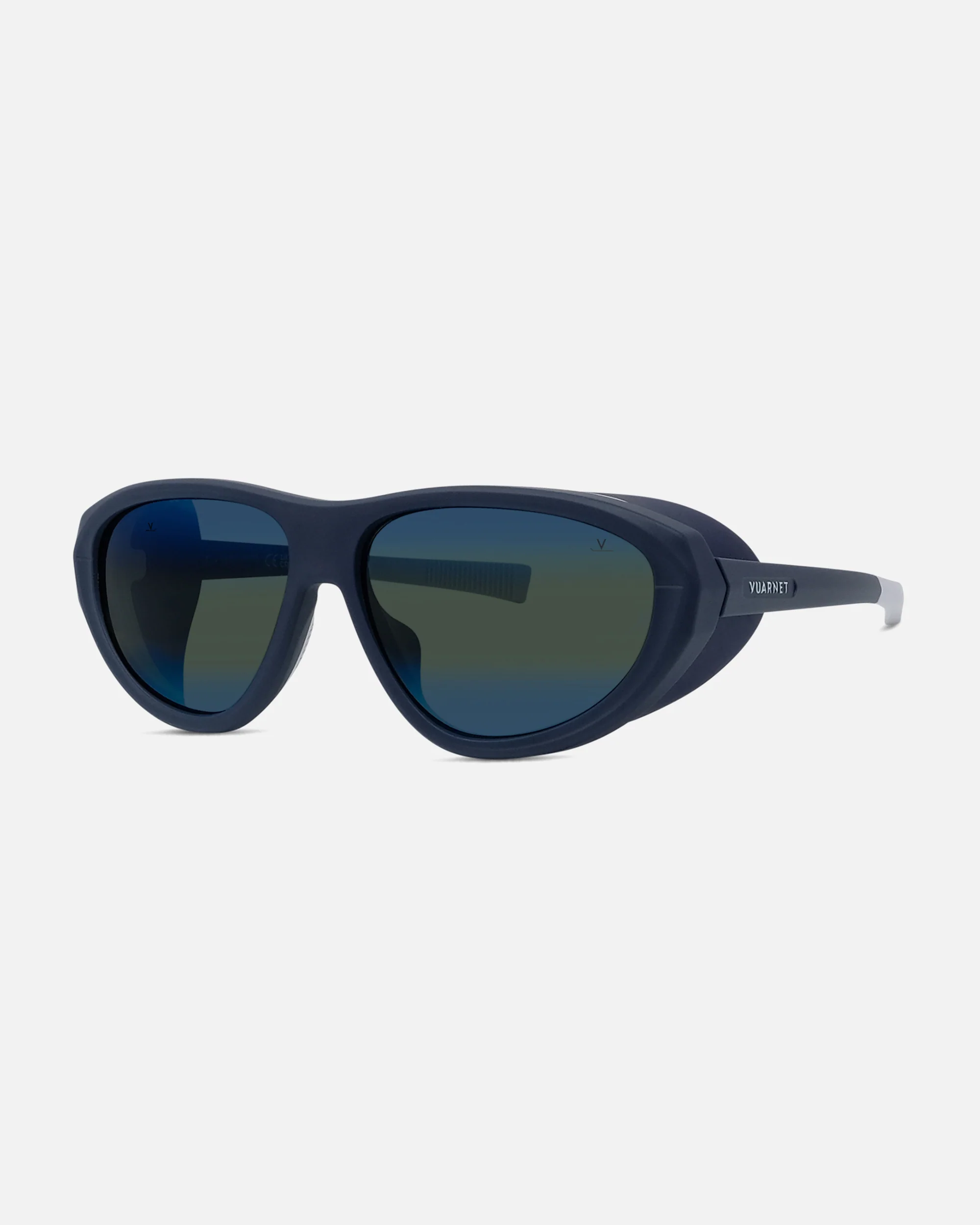 ICE 03 - Image 10